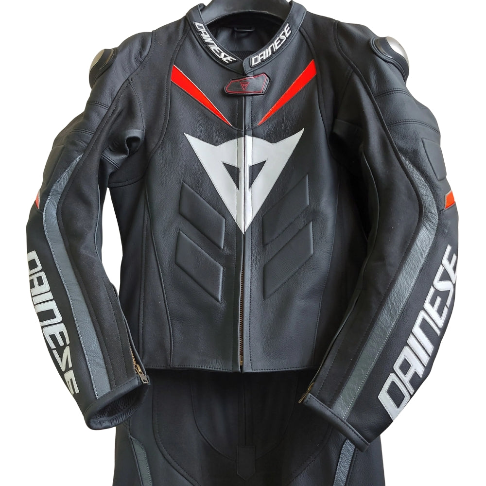 Super Speed D1 Two-Piece Motorcycle Leather Racing Suit with Metal Protection SpeedX Gear